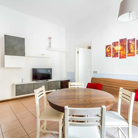 Apartment Domusmi San Gregorio 10