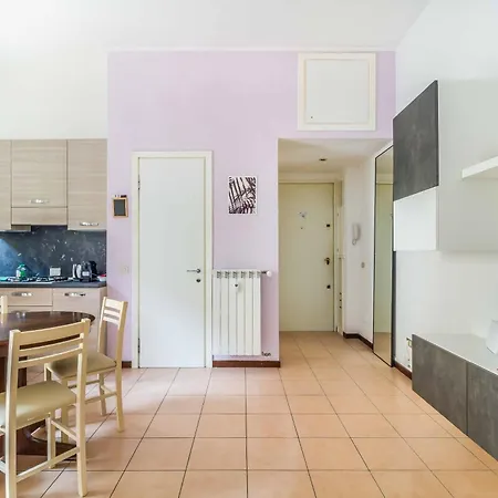 Апартаменты Domusmi San Gregorio 10 *