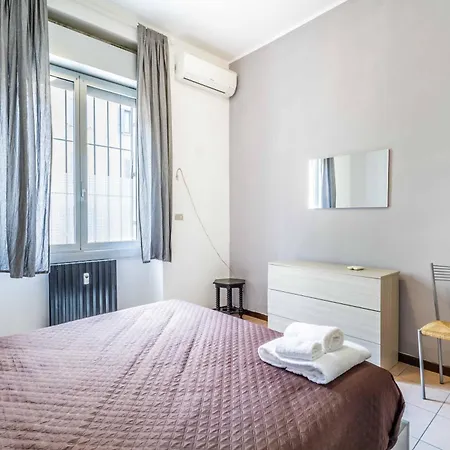 Domusmi San Gregorio 10 * Милан